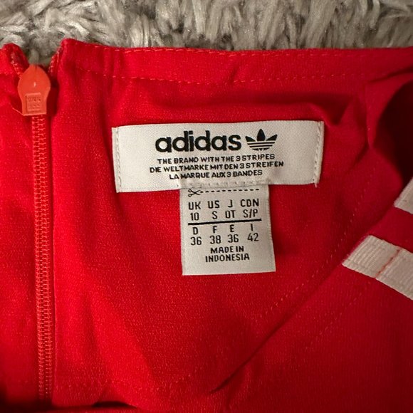 ADIDAS ORIGINALS Women Red Solid 3 Stripe T-shirt - Picture 4 of 5